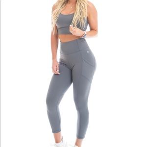 Paragon x Cristina Capron leggings